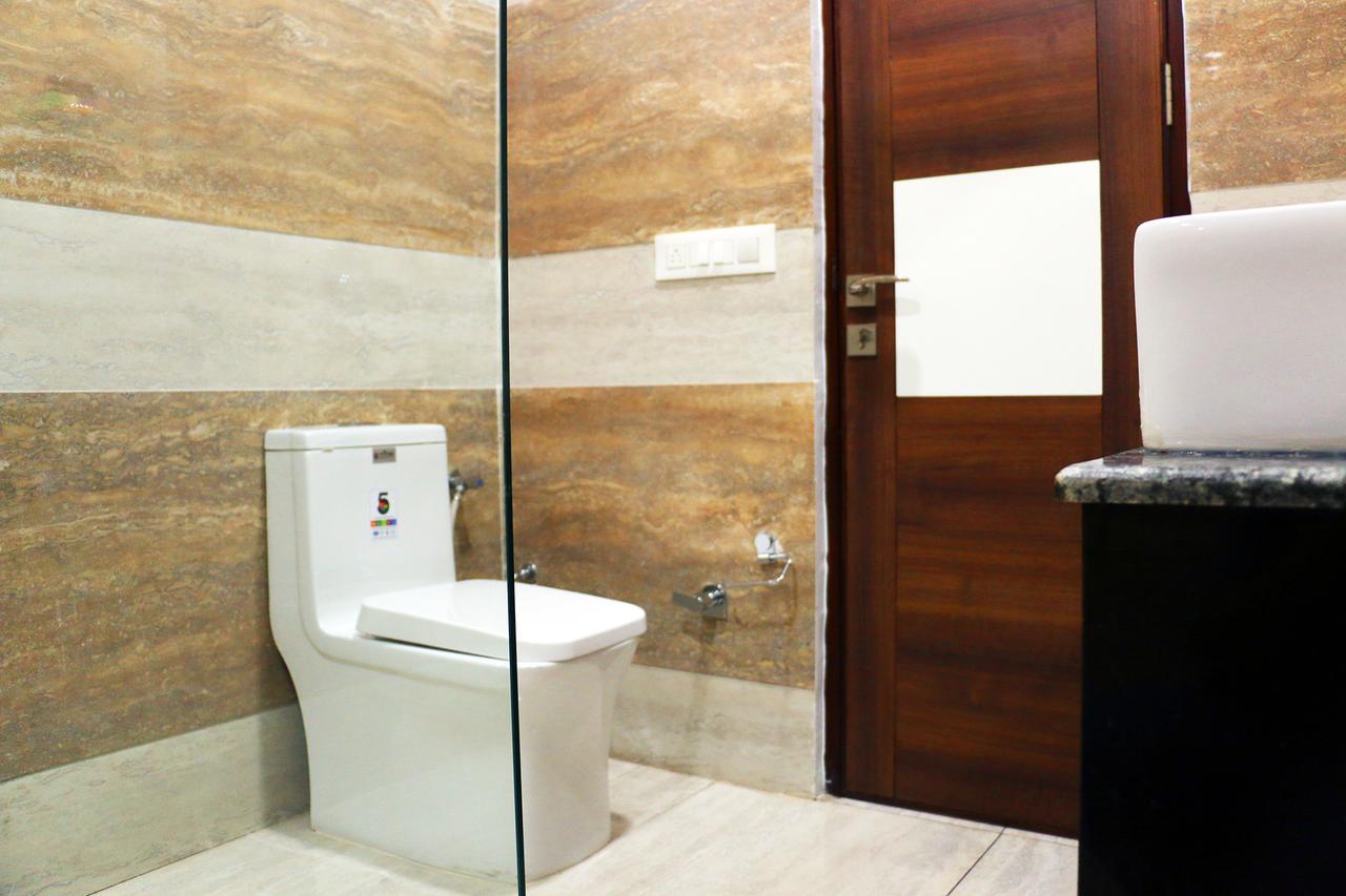 Hotel Neelam Ludhiana Exterior photo