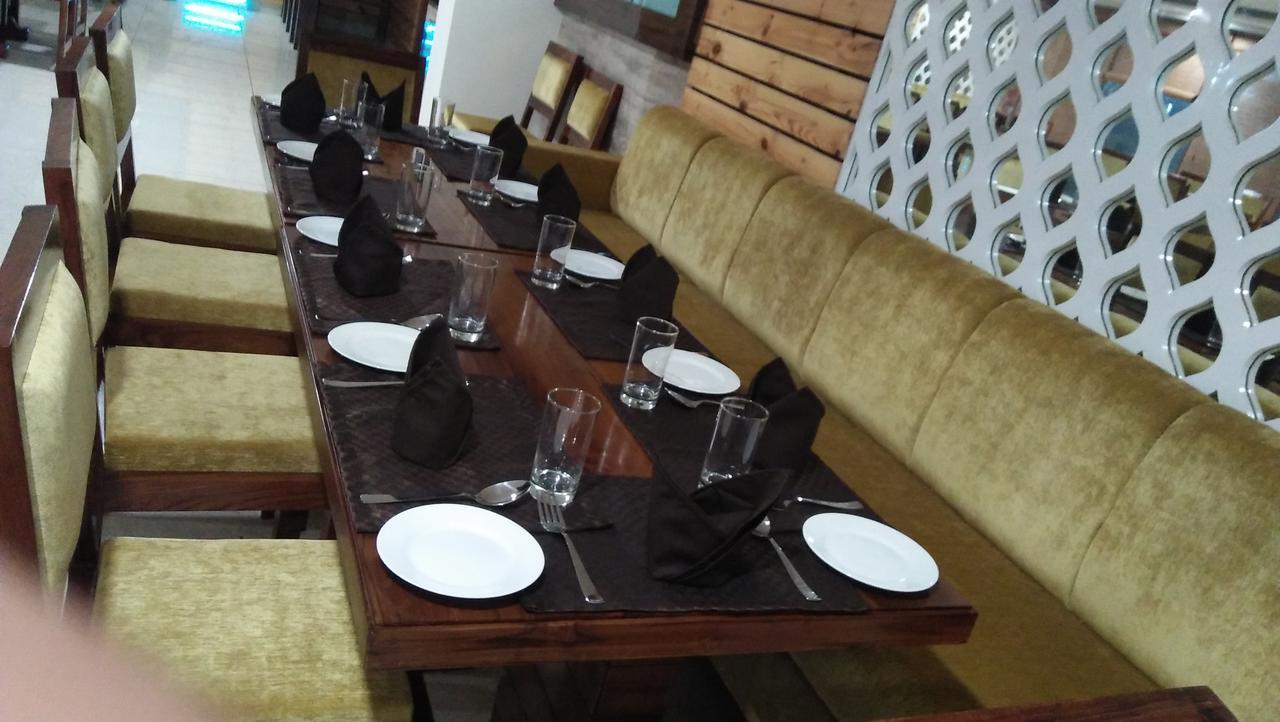 Hotel Neelam Ludhiana Exterior photo